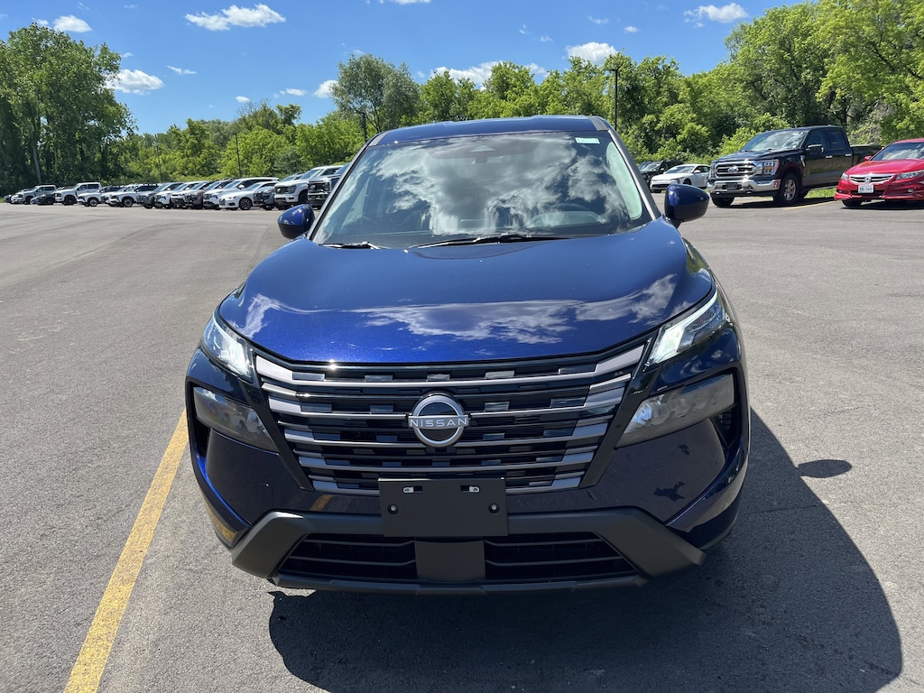 New 2026 Nissan Rogue SV SUV