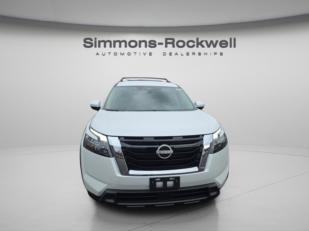 New 2025 Nissan Pathfinder SV SUV