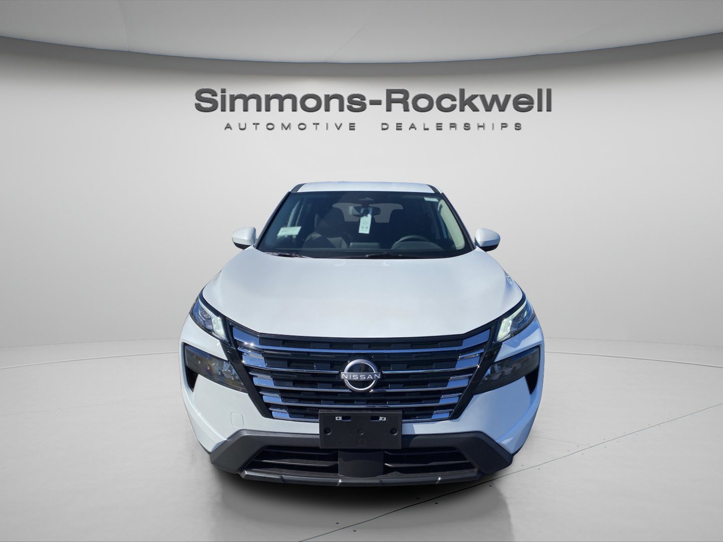 2026 Nissan Rogue SV photo 2