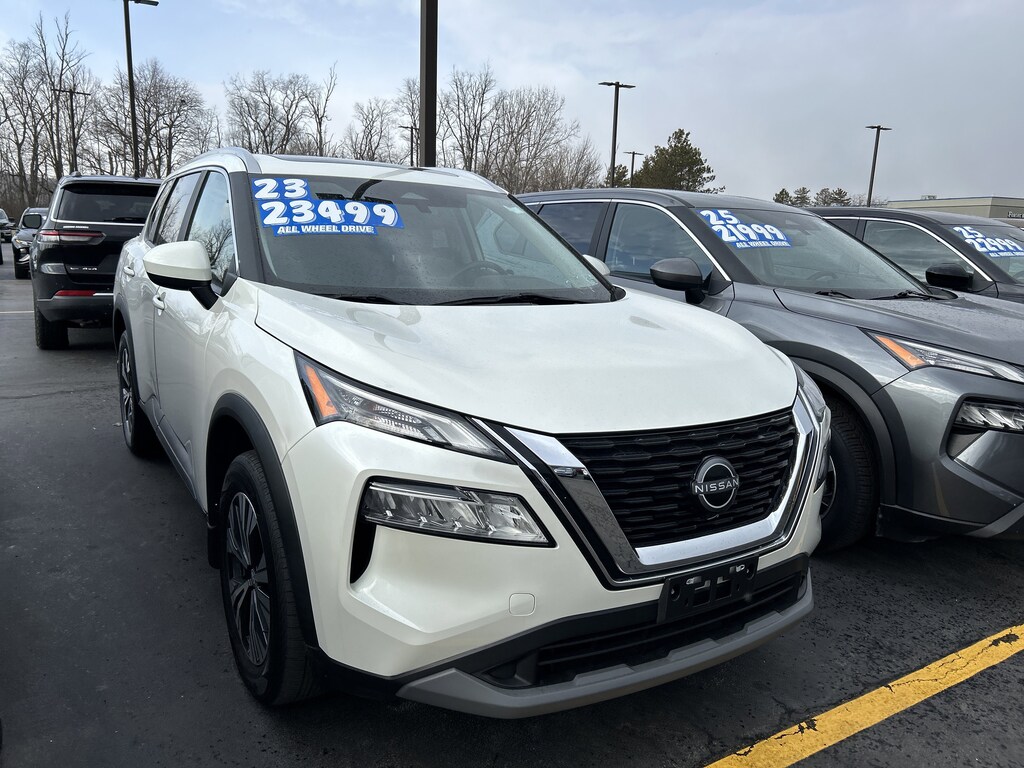 Used 2023 Nissan Rogue SV SUV