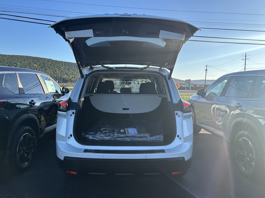 New 2026 Nissan Rogue SV SUV