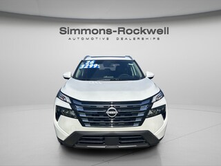 2026 Nissan Rogue SV SUV