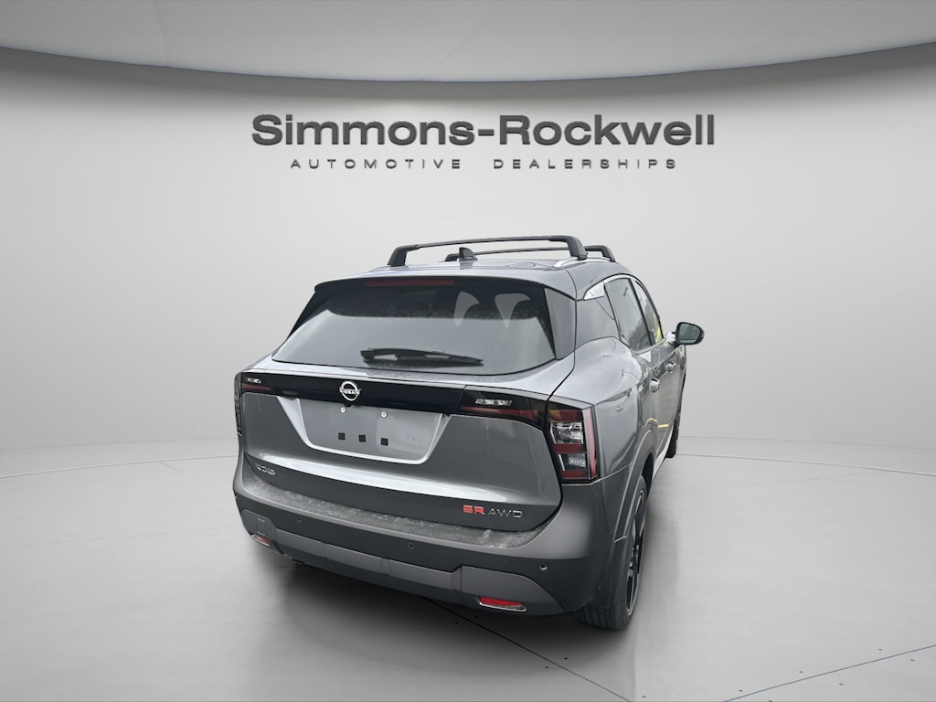 New 2026 Nissan Kicks SR SUV