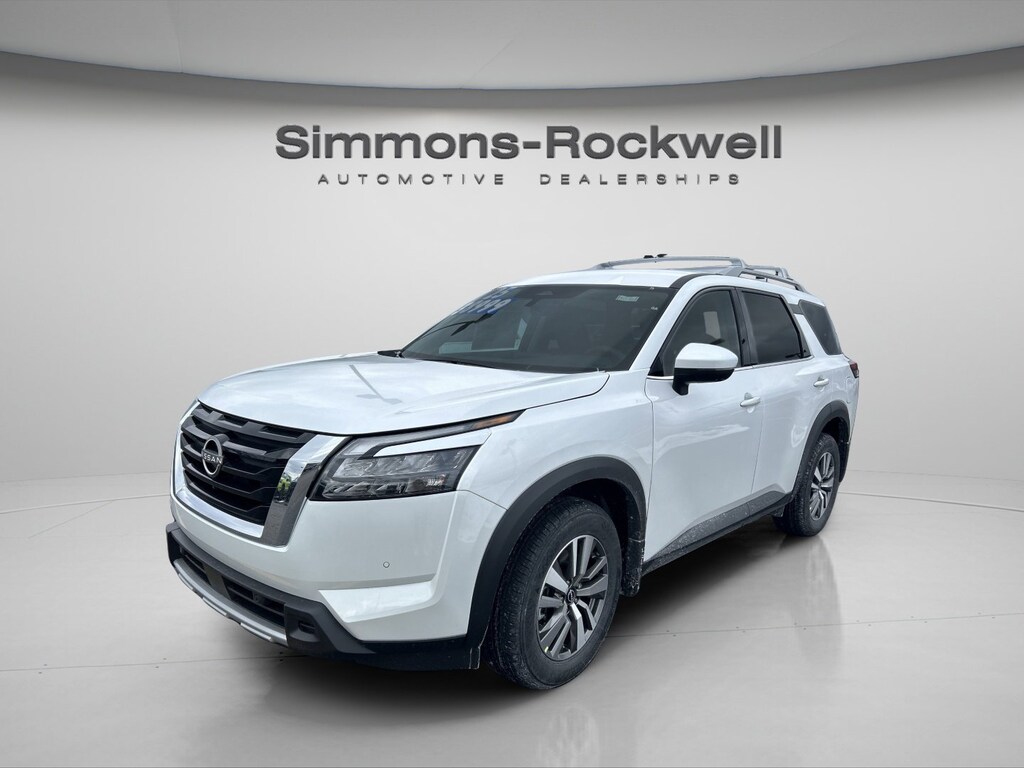 New 2025 Nissan Pathfinder SL SUV