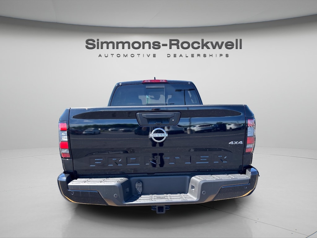New 2026 Nissan Frontier SV Truck Crew Cab