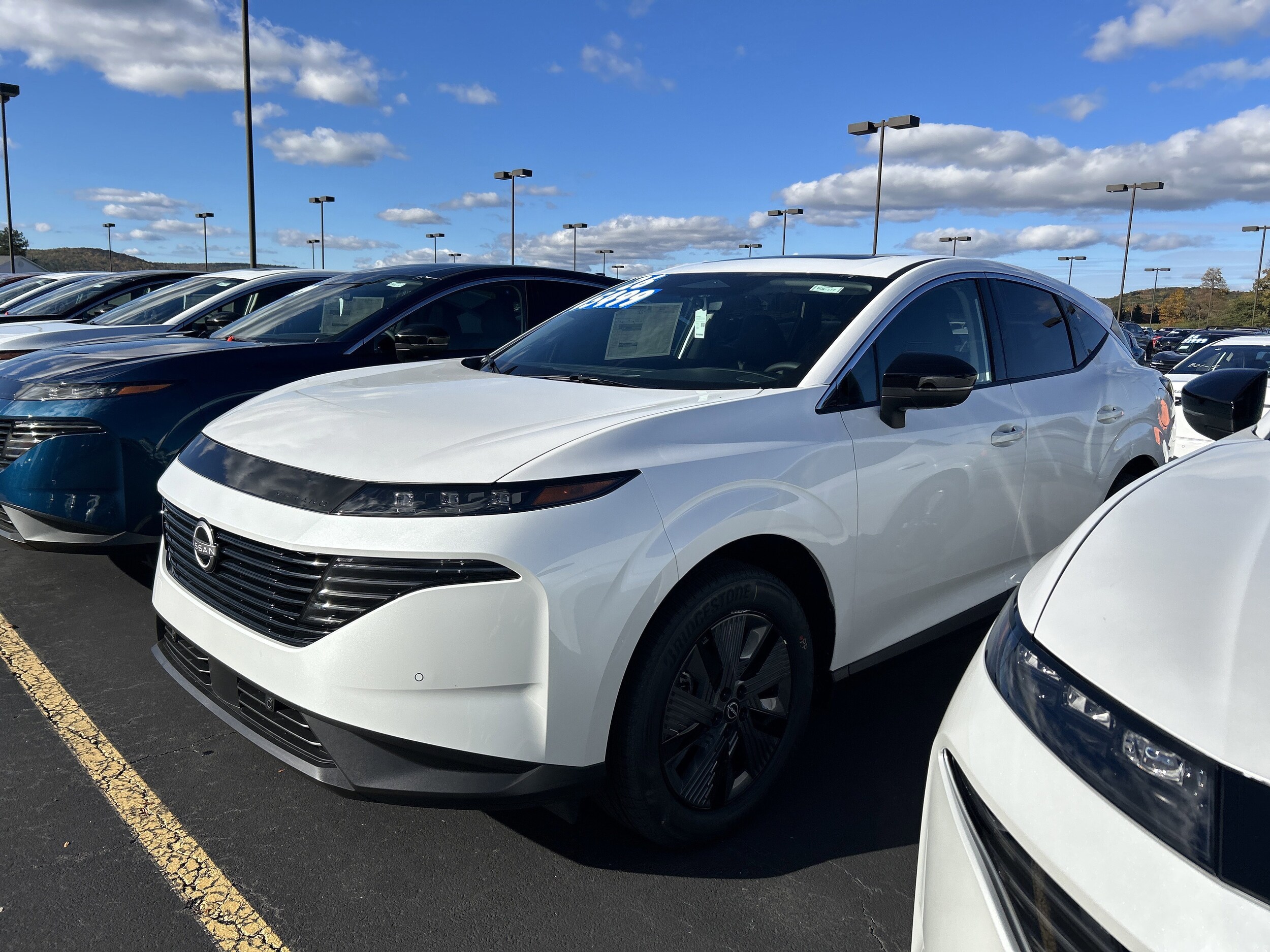 2026 Nissan Murano SL photo 3