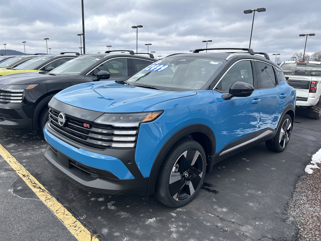 New 2026 Nissan Kicks SR SUV