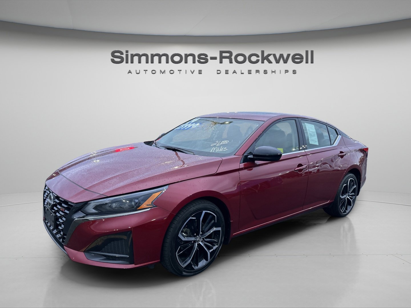 2024 Nissan Altima 2.5 SR photo 4