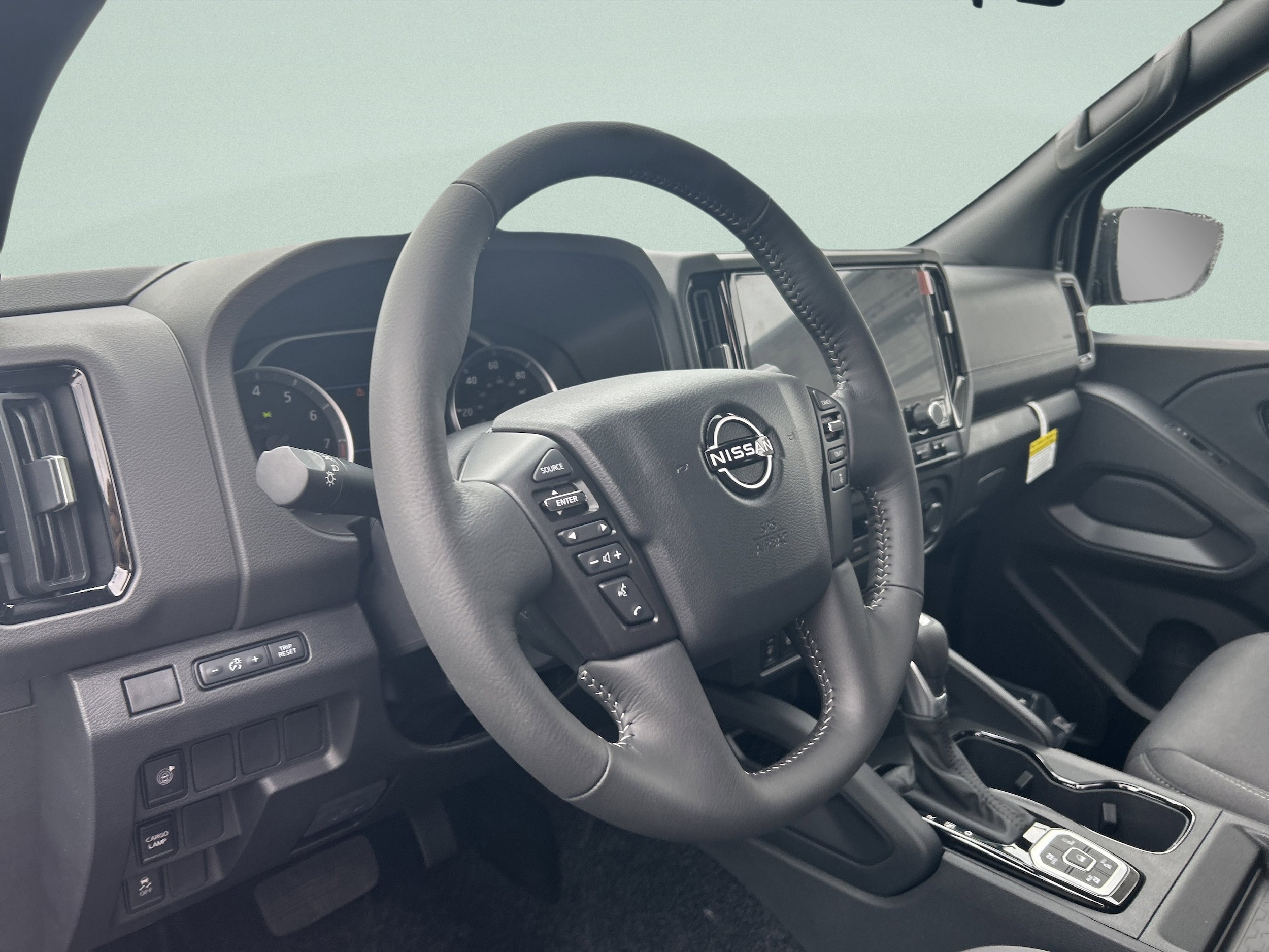2026 Nissan Frontier SV - Photo 13