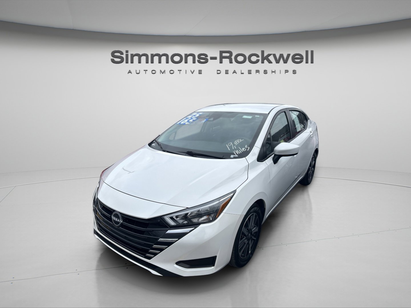 2025 Nissan Versa 1.6 SV CVT's photo