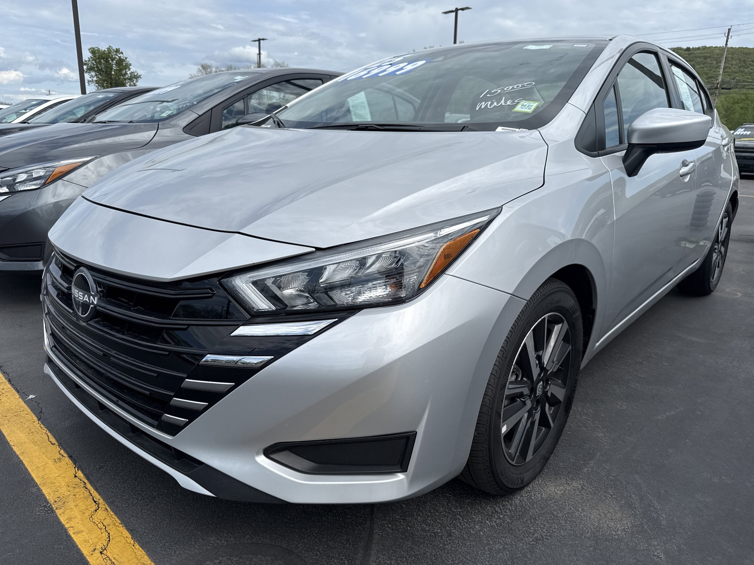 2025 Nissan Versa 1.6 SV CVT's photo