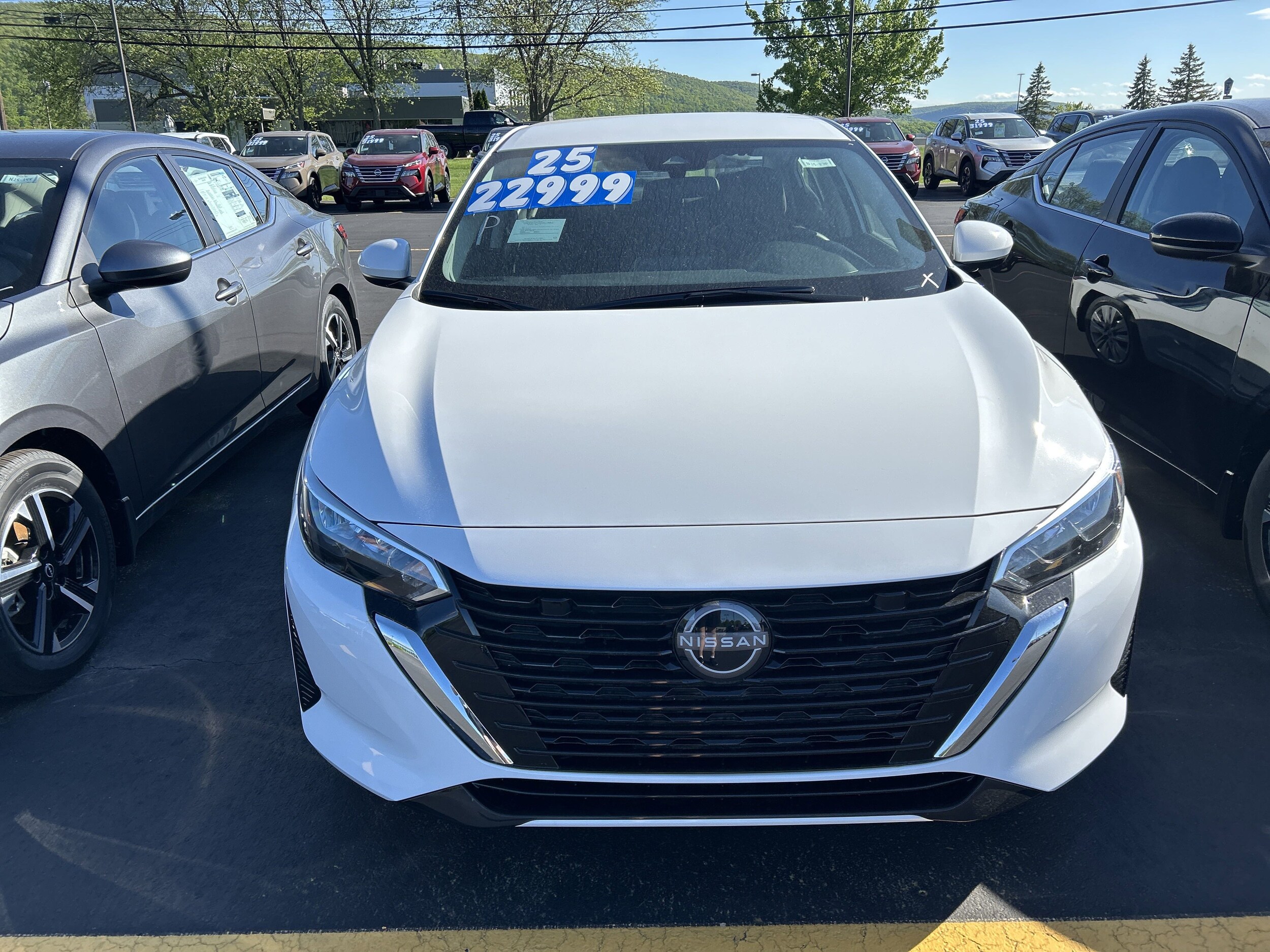 2025 Nissan Sentra S photo 2