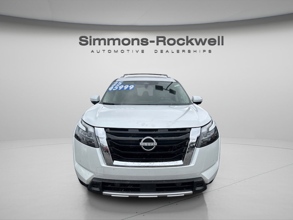 New 2025 Nissan Pathfinder Platinum SUV