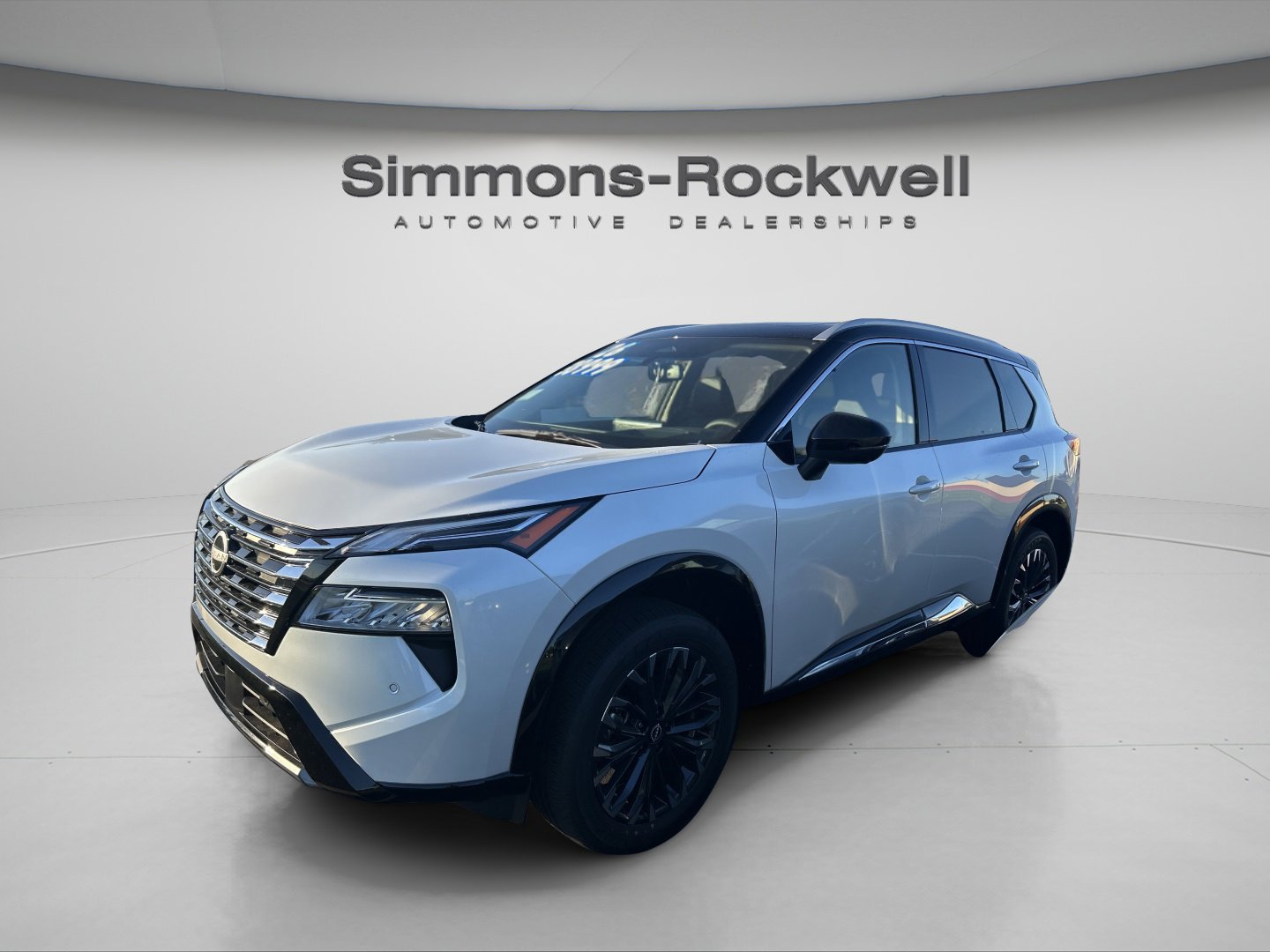 2026 Nissan Rogue Platinum photo 2