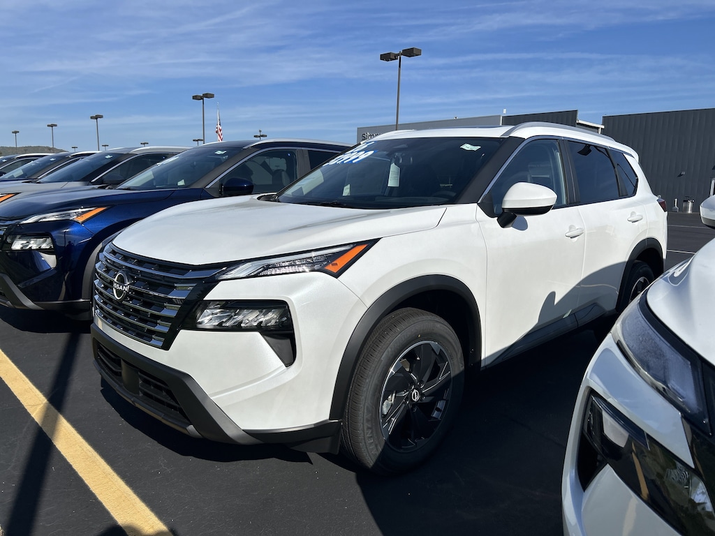 New 2026 Nissan Rogue SV SUV