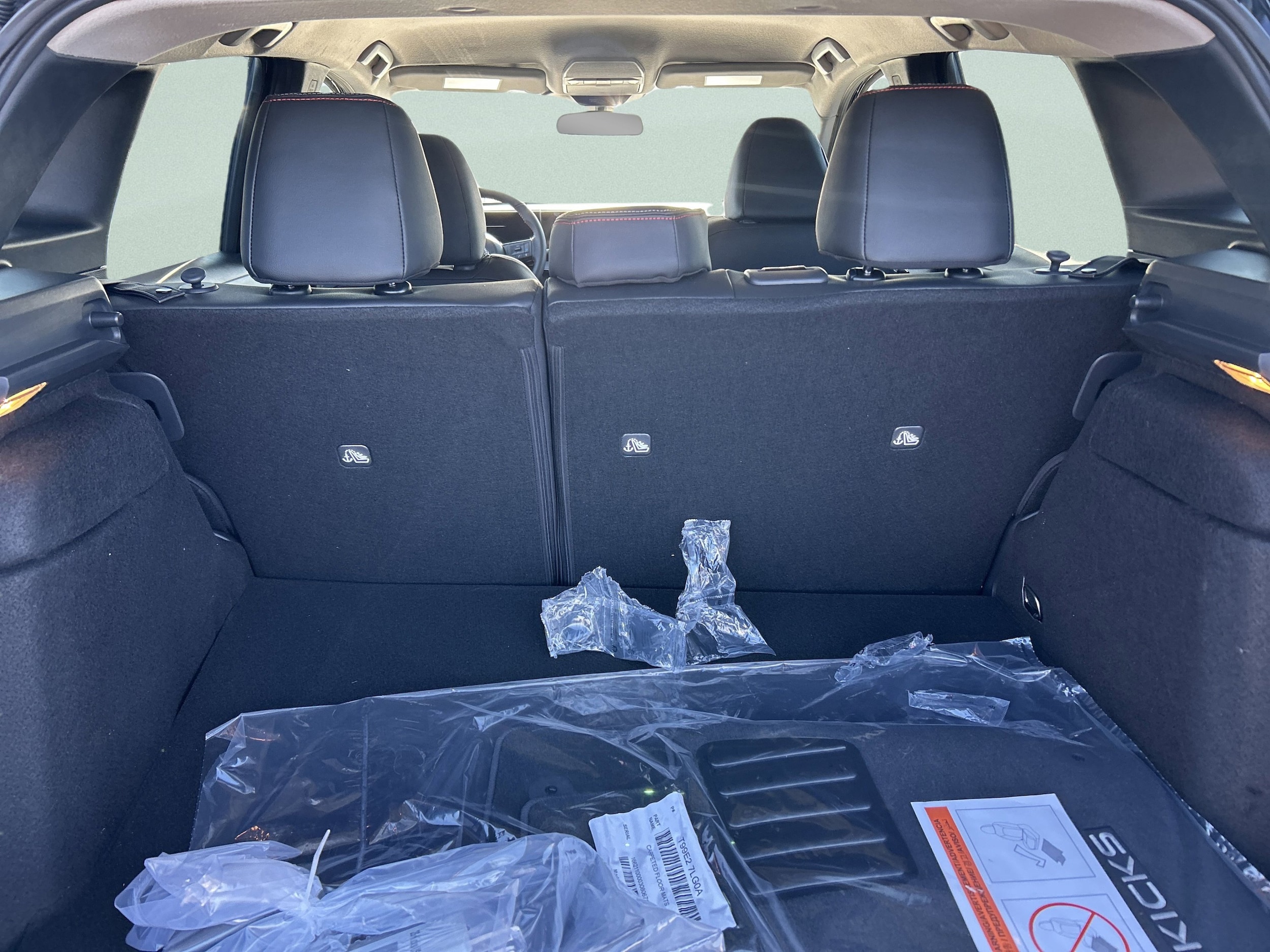 2026 Nissan KICKS SR AWD - Photo 9
