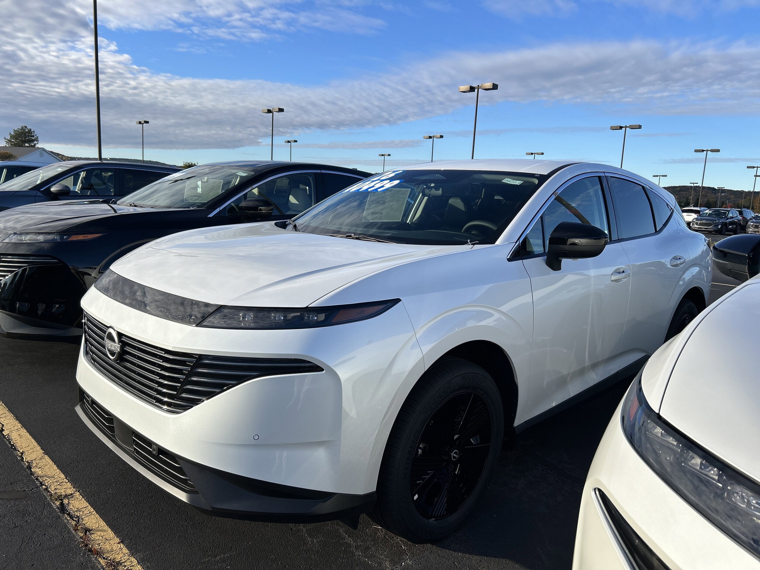 2026 Nissan Murano SV photo 2