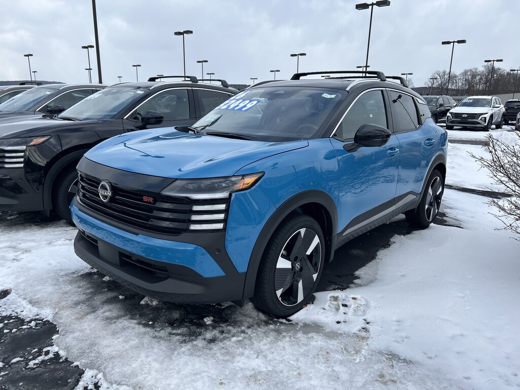 New 2026 Nissan Kicks SR SUV