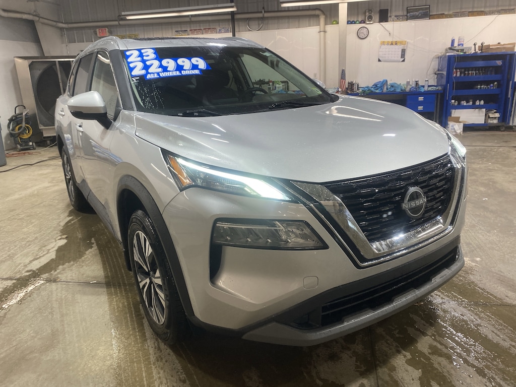 Used 2023 Nissan Rogue SV SUV
