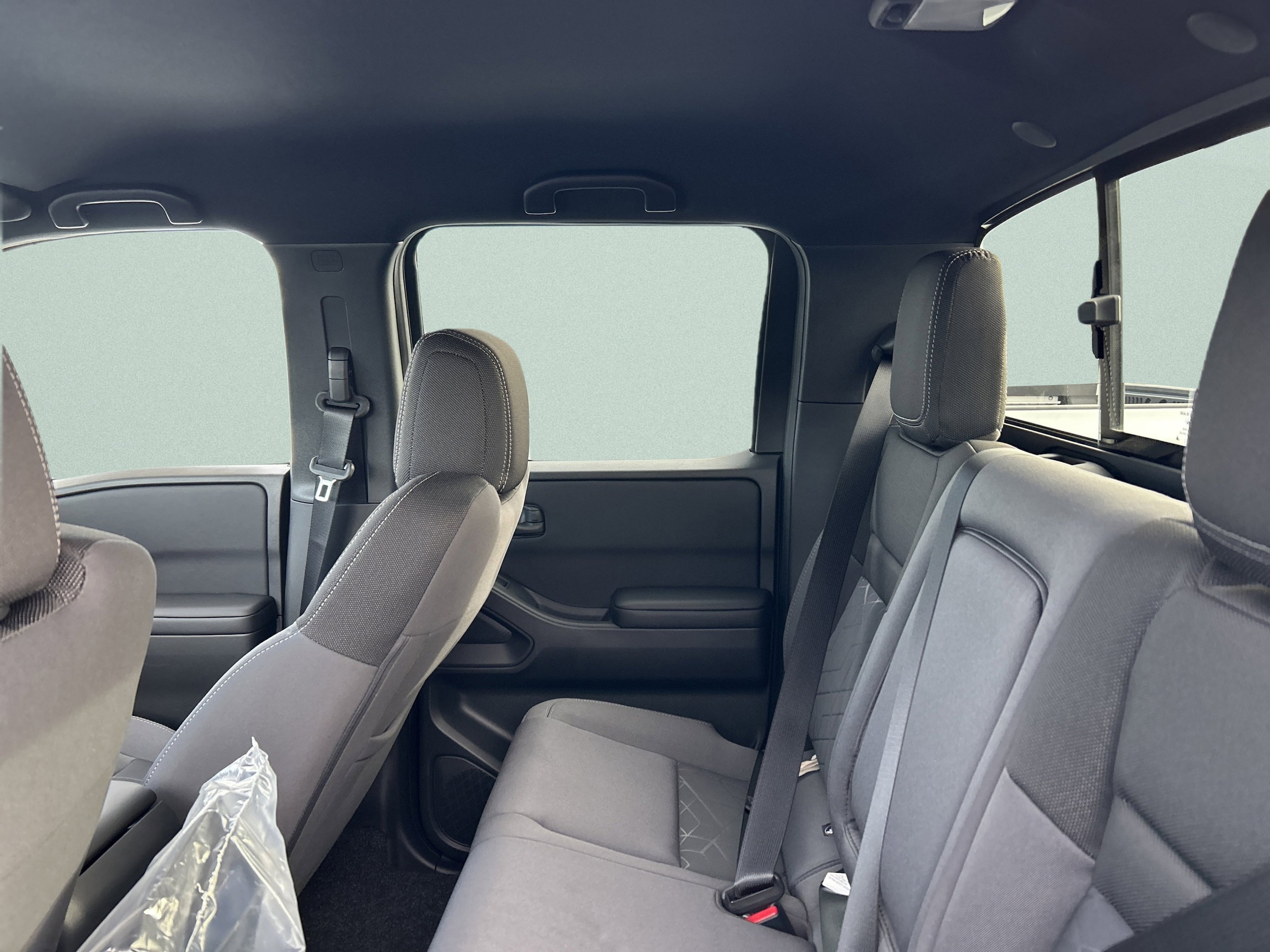 2026 Nissan Frontier SV - Photo 14
