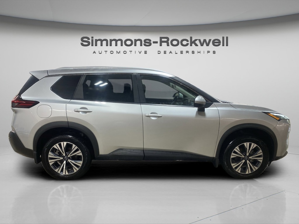 Used 2023 Nissan Rogue SV SUV