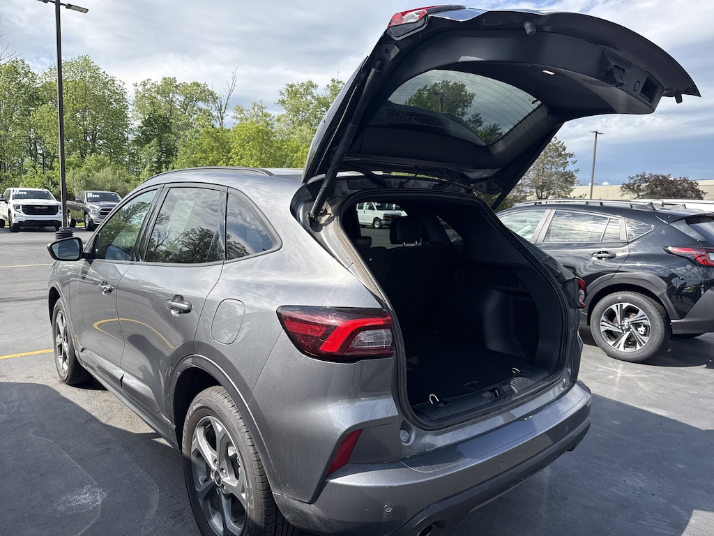 Used 2023 Ford Escape ST-Line SUV