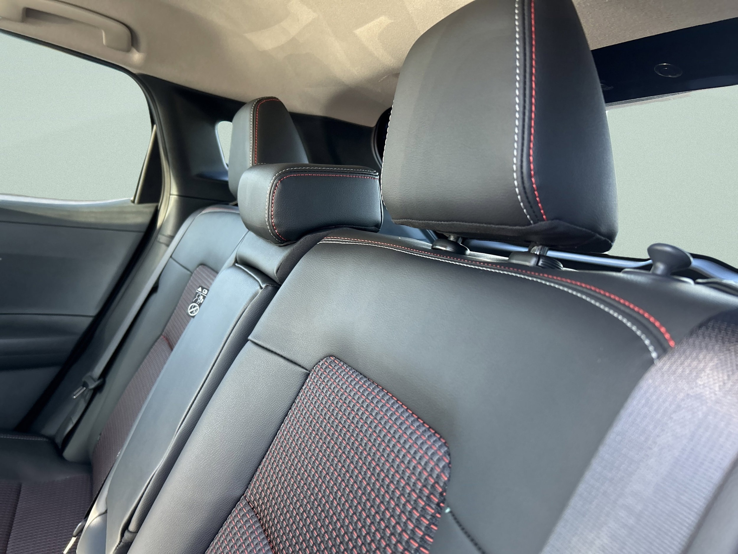 2026 Nissan KICKS SR AWD - Photo 15