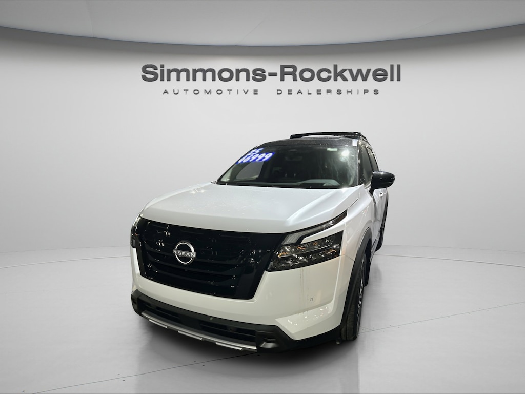 New 2025 Nissan Pathfinder Platinum SUV