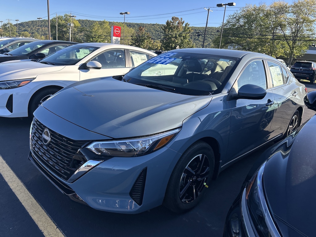 New 2025 Nissan Sentra SV Sedan