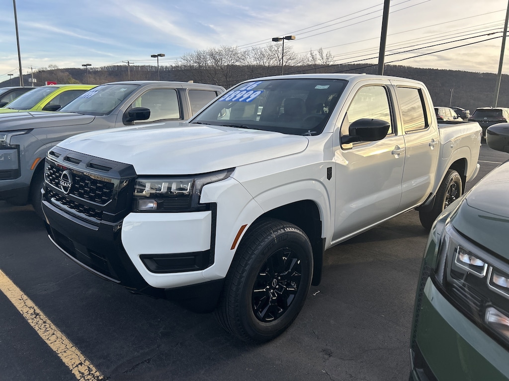 New 2026 Nissan Frontier SV Truck Crew Cab