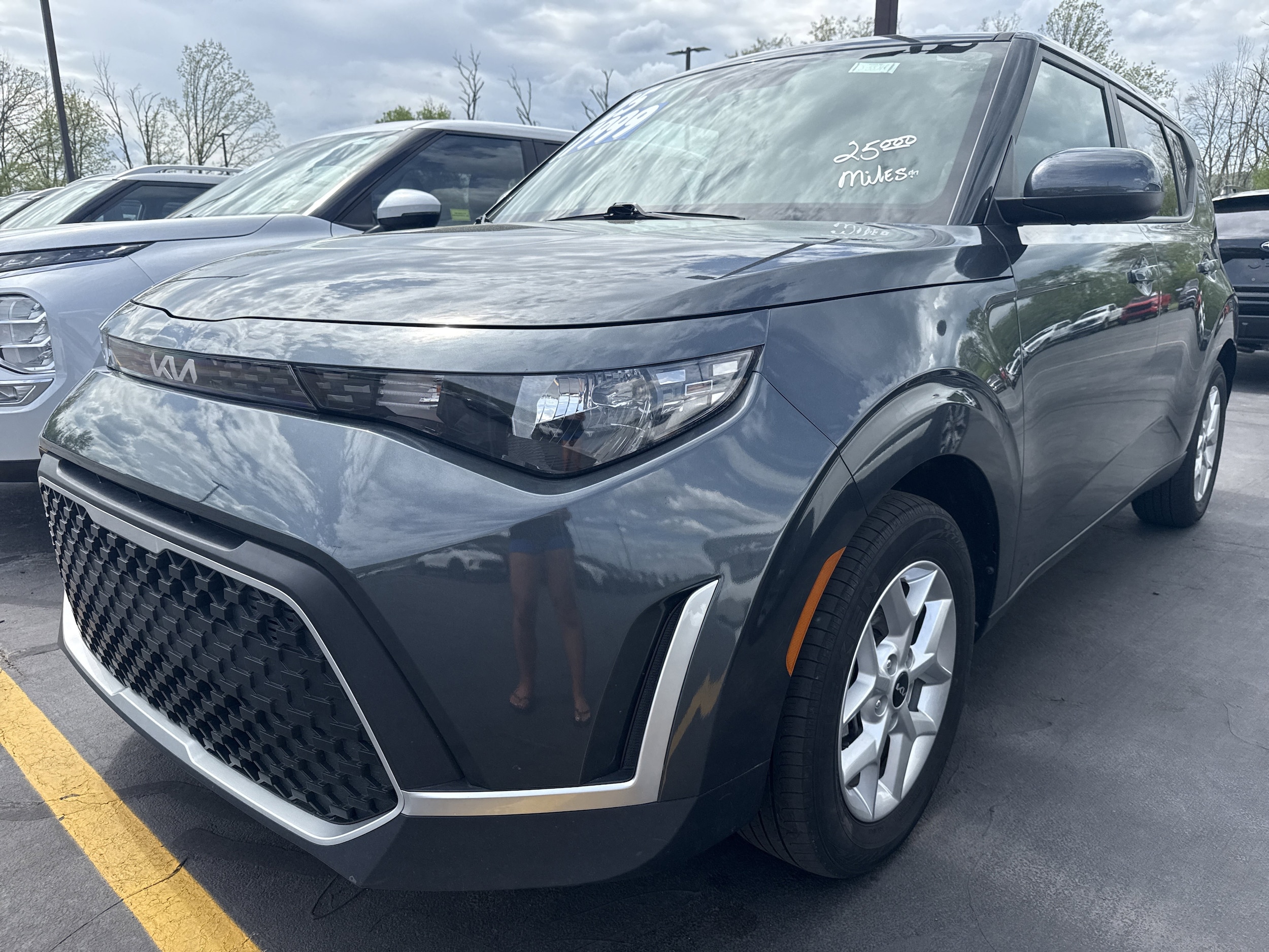 2025 Kia Soul 2.0L LX IVT's photo