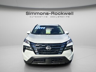 2026 Nissan Rogue SV SUV