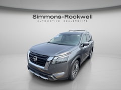 2025 Nissan Pathfinder SL SUV