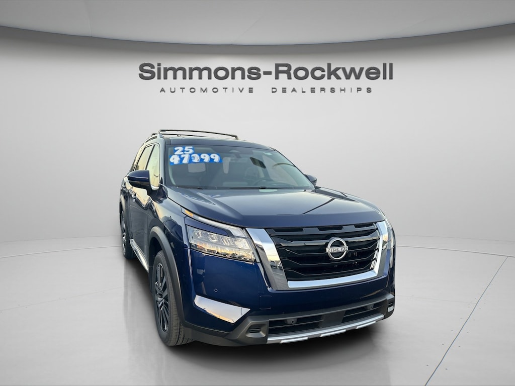 New 2025 Nissan Pathfinder Platinum SUV