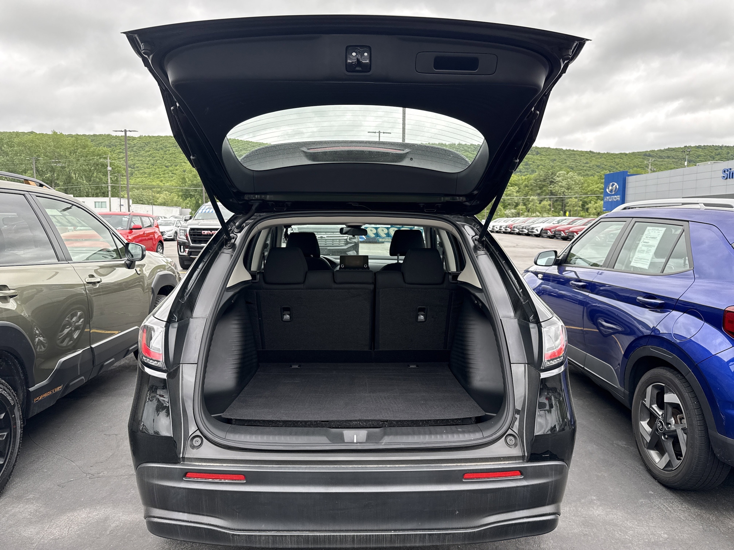 2023 Honda HR-V LX AWD's photo