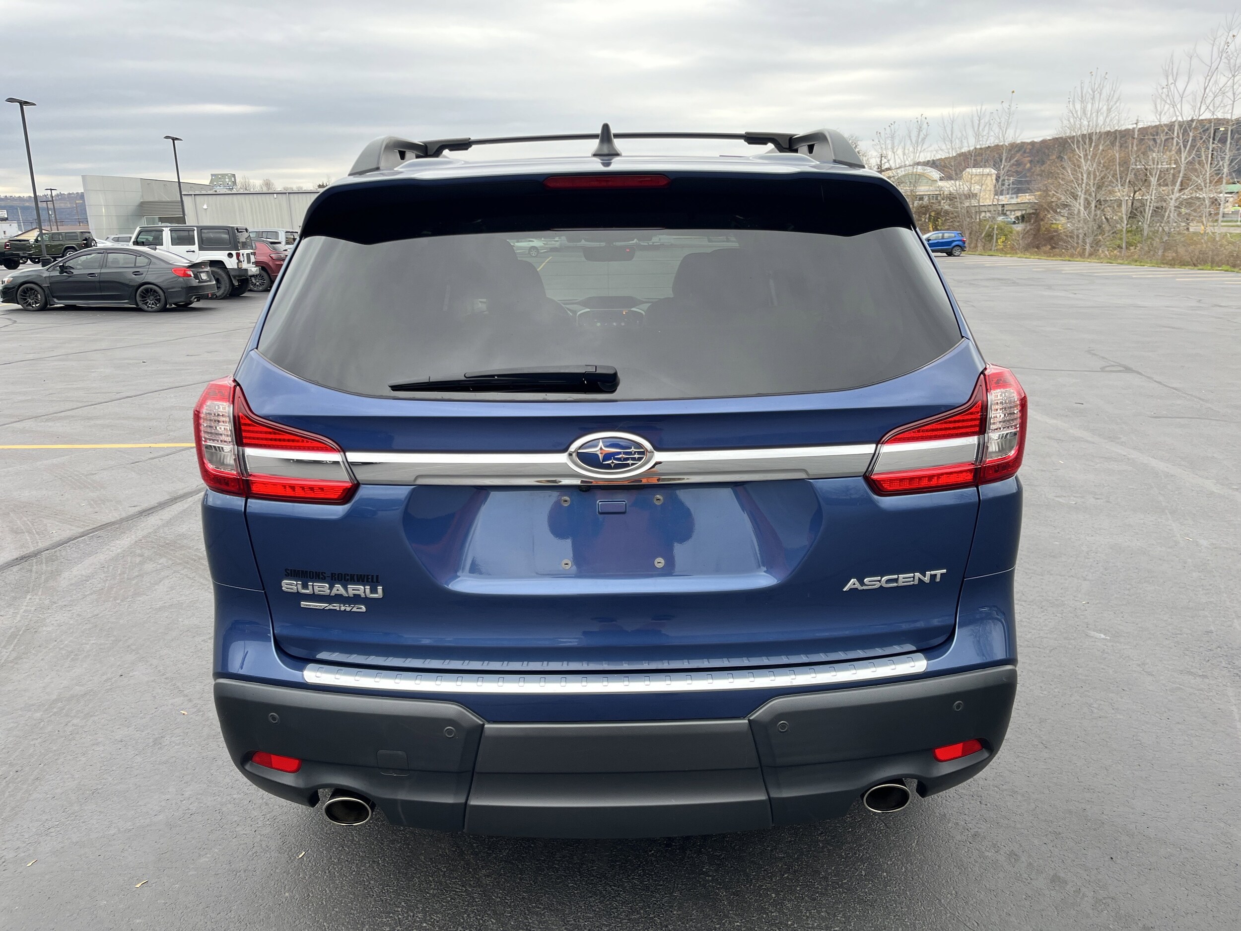 2022 Subaru Ascent Premium photo 2