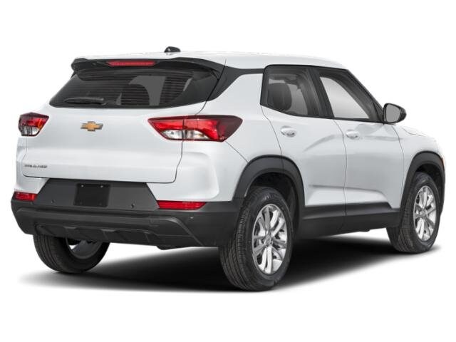 2025 Chevrolet Trailblazer LS photo 2
