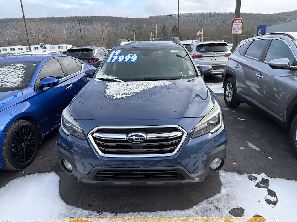 Used 2019 Subaru Outback Limited SUV