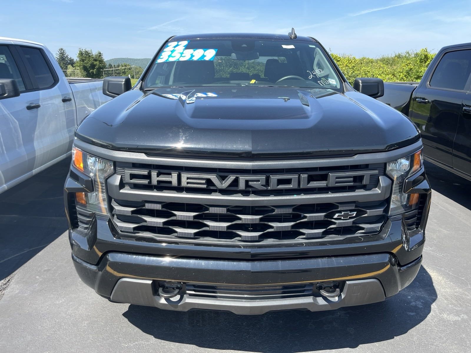 Used 2022 Chevrolet Silverado 1500 Custom with VIN 1GCPDBEK0NZ589028 for sale in Bath, NY