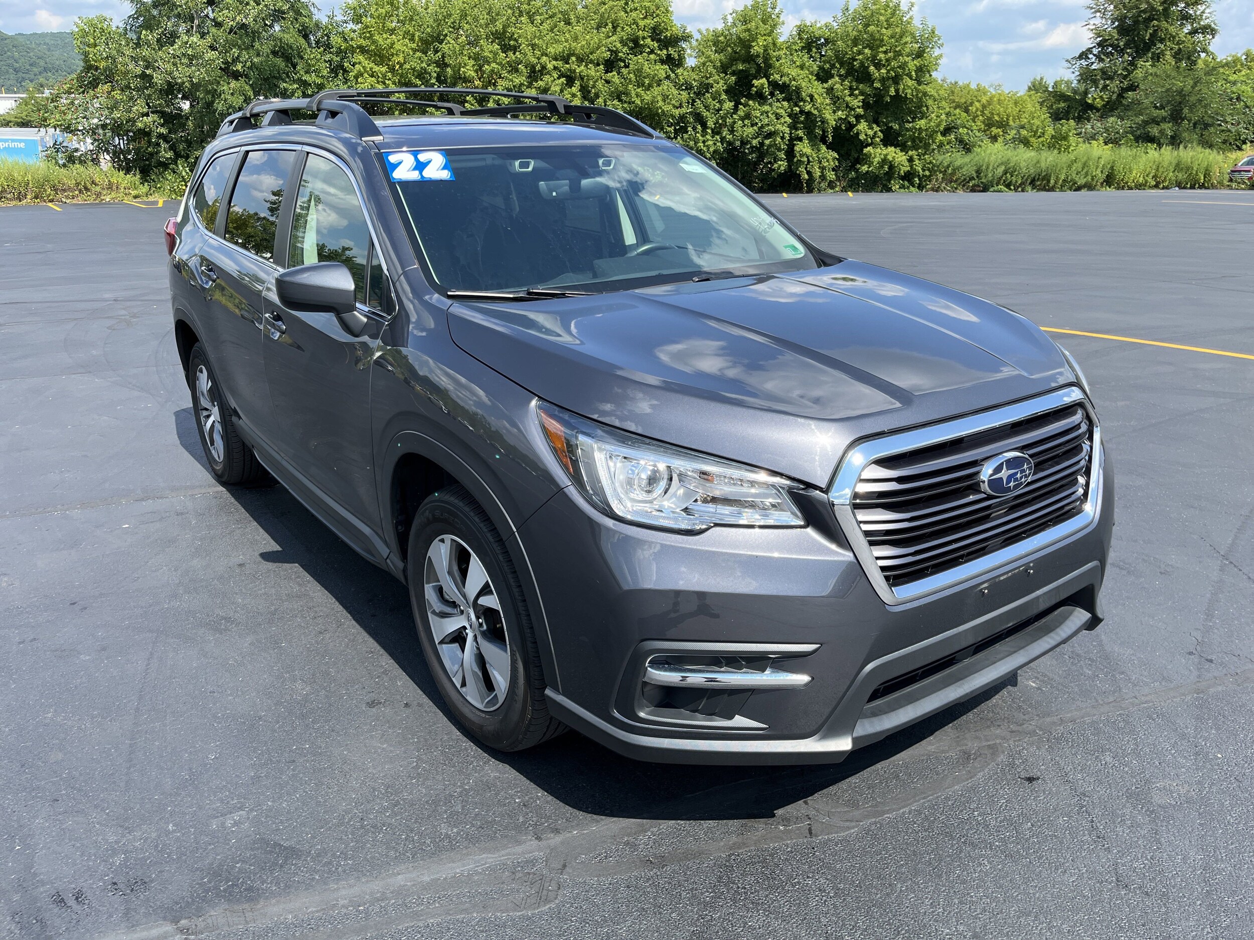 2022 Subaru Ascent Premium photo 2