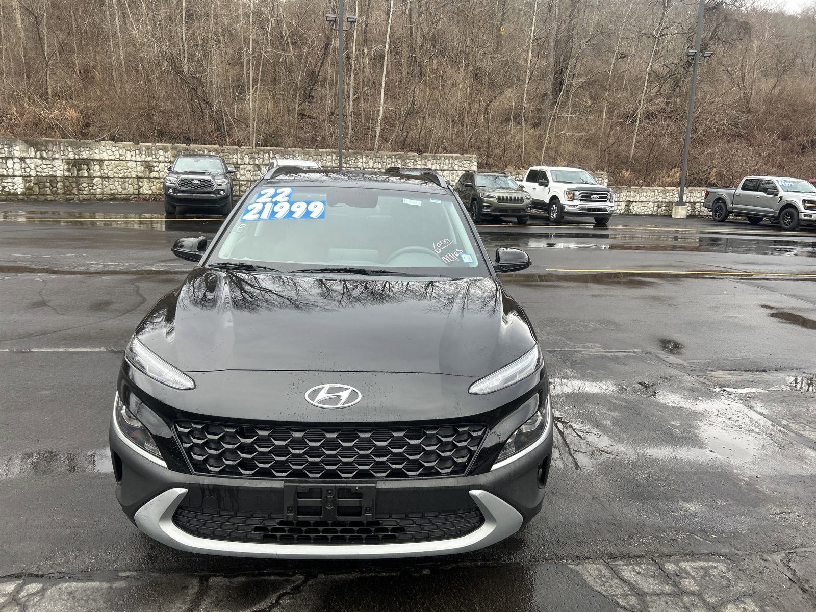 Used 2022 Hyundai Kona SEL with VIN KM8K6CAB7NU805658 for sale in Bath, NY