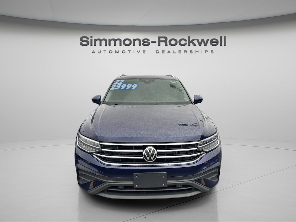 Used 2022 Volkswagen Tiguan SE SUV