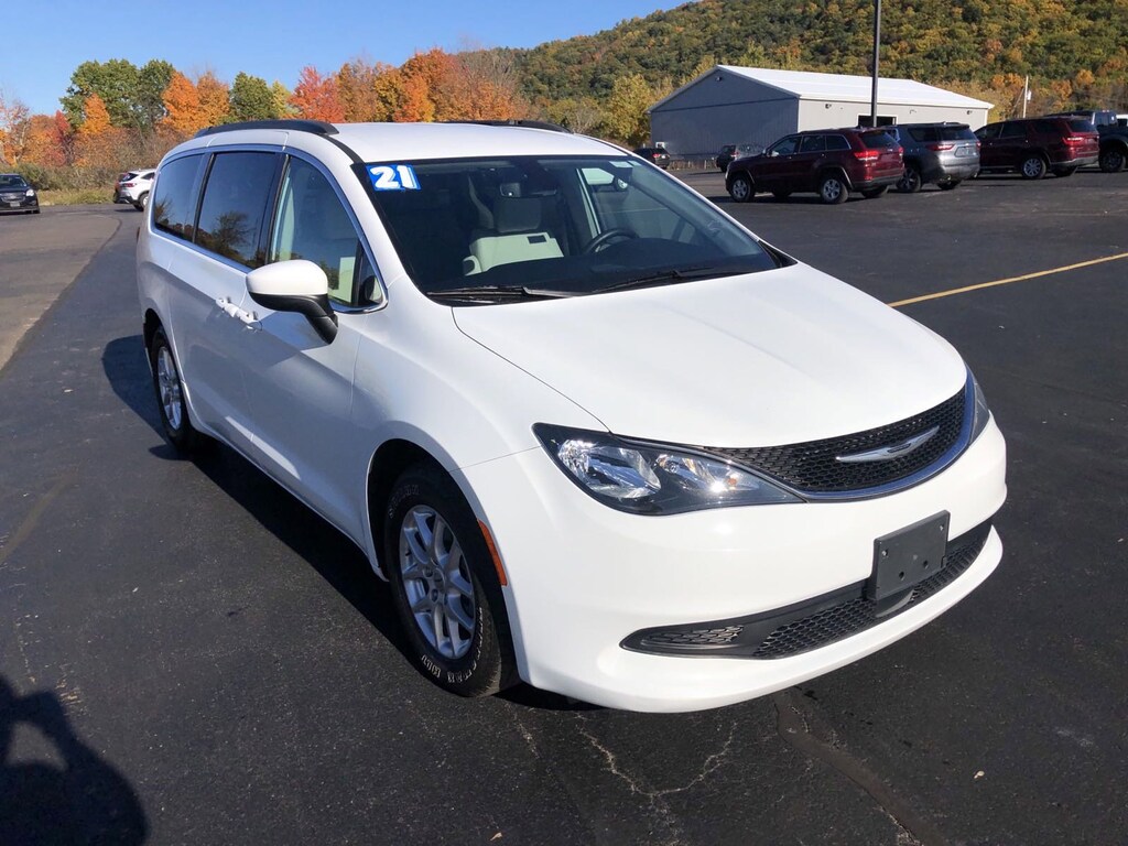 Used 2021 Chrysler Voyager For Sale at SimmonsRockwell VIN