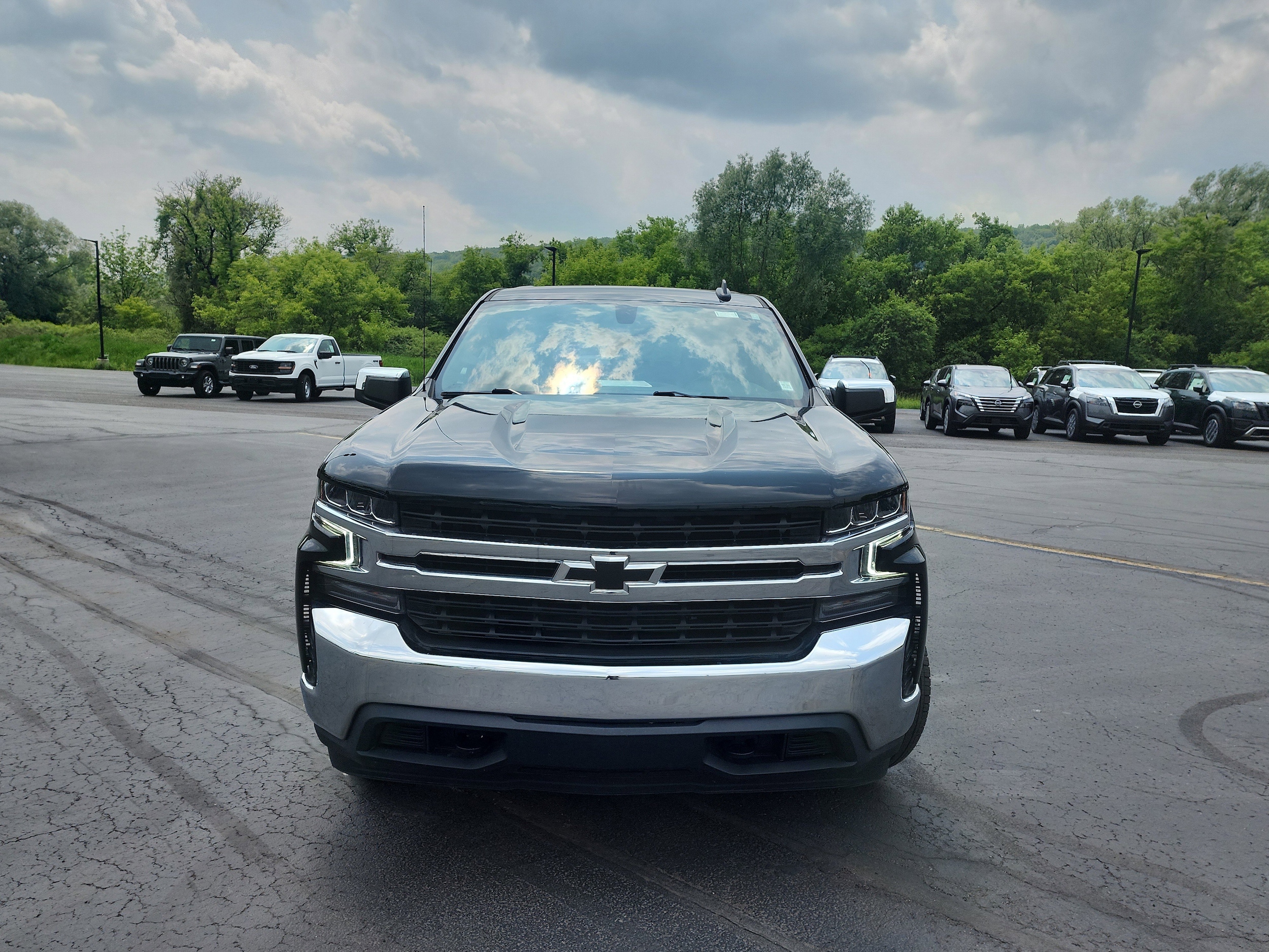 Used 2022 Chevrolet Silverado 1500 Limited LT with VIN 1GCPYJEKXNZ151910 for sale in Bath, NY
