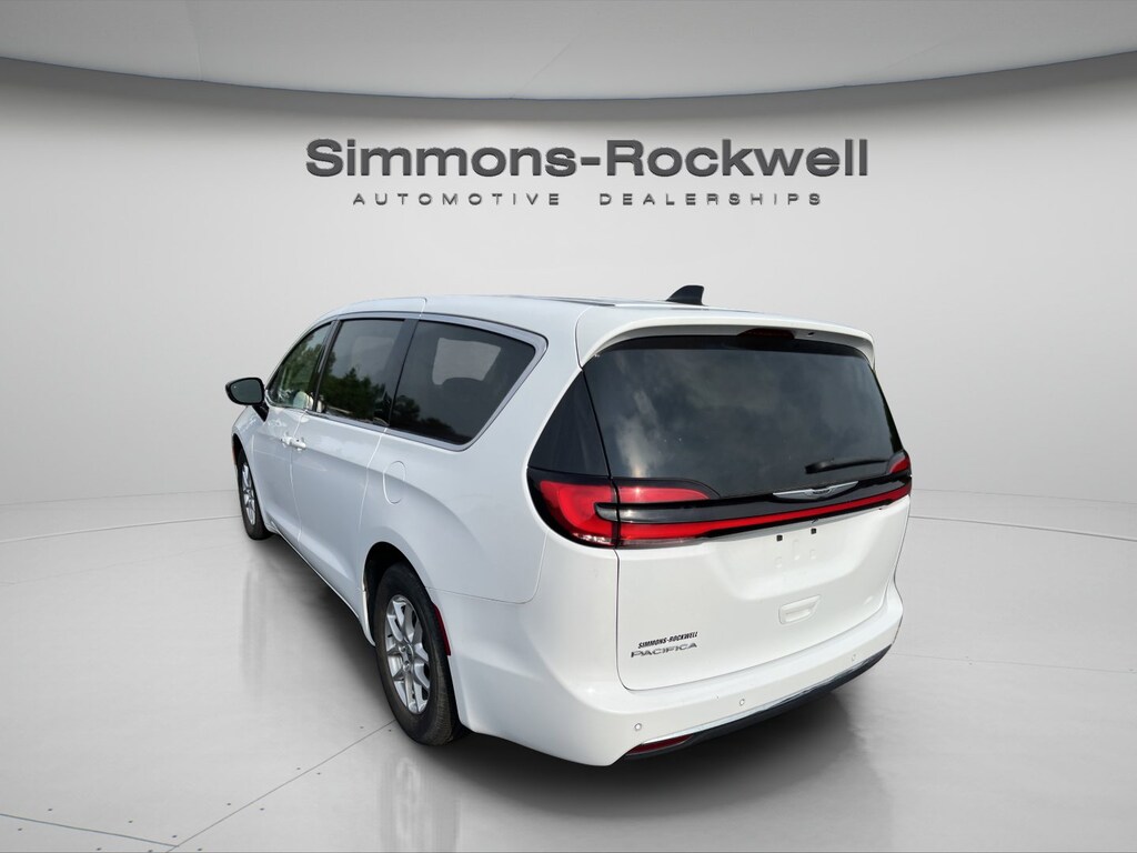 Used 2024 Chrysler Pacifica Touring L Van Passenger Van