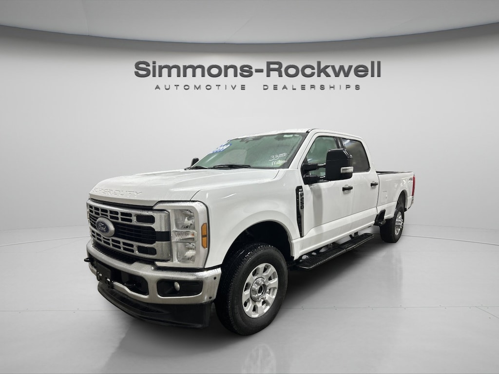 Used 2024 Ford F-250 XLT Truck Crew Cab