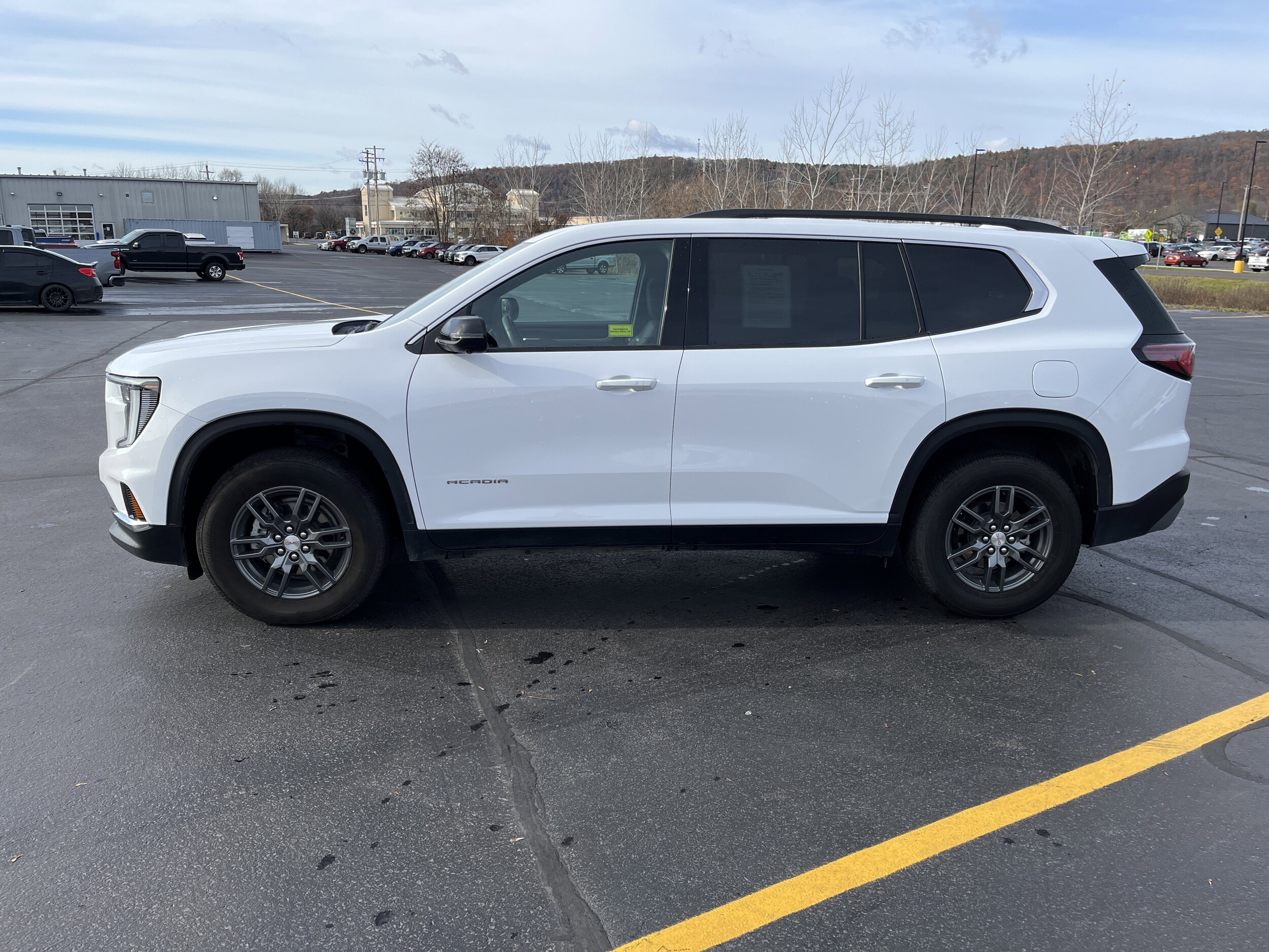 2025 Gmc Acadia Elevation photo 4