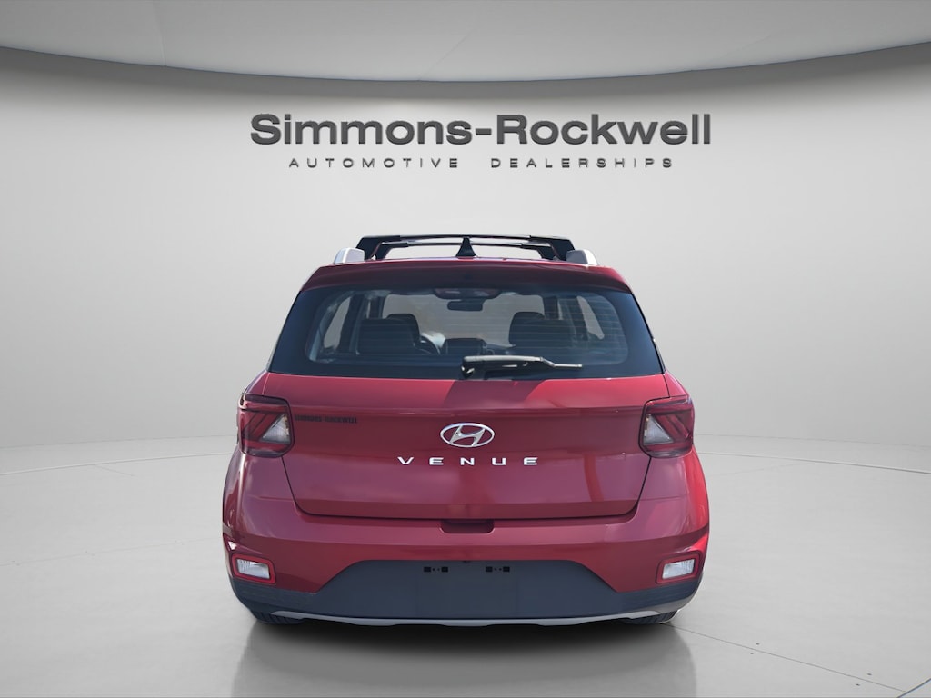 Used 2022 Hyundai Venue Limited SUV