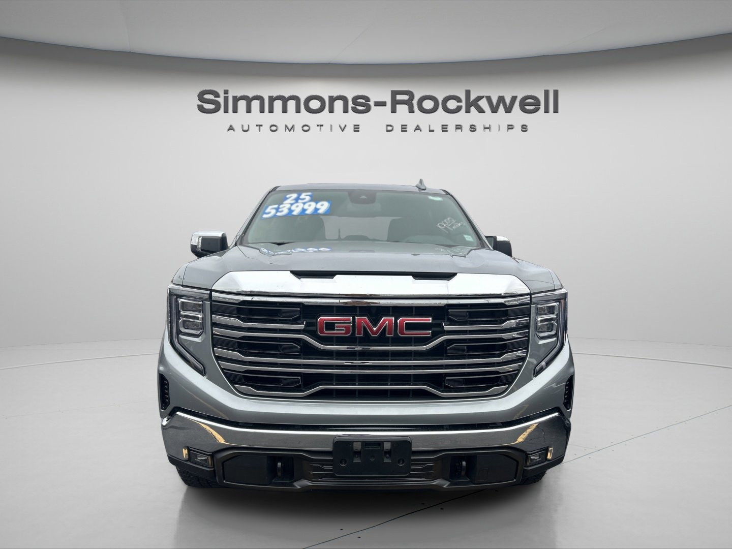 2025 GMC Sierra 1500 SLT's photo