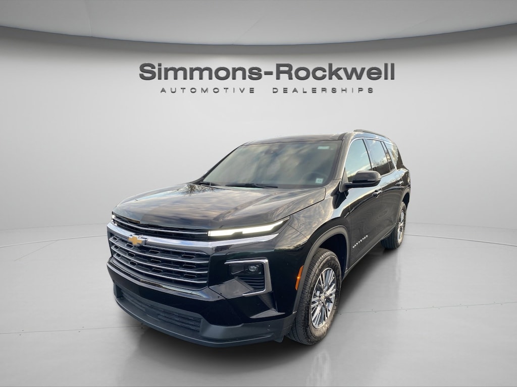 Used 2025 Chevrolet Traverse AWD LT SUV